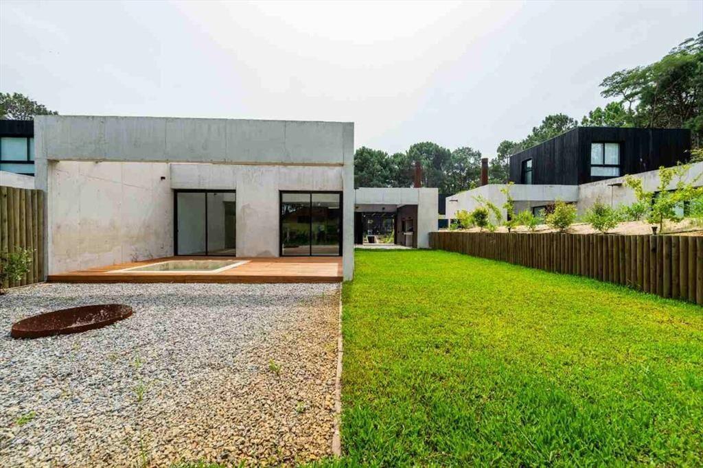 Venta Casa, Club del Lago, Punta Ballena, Financia