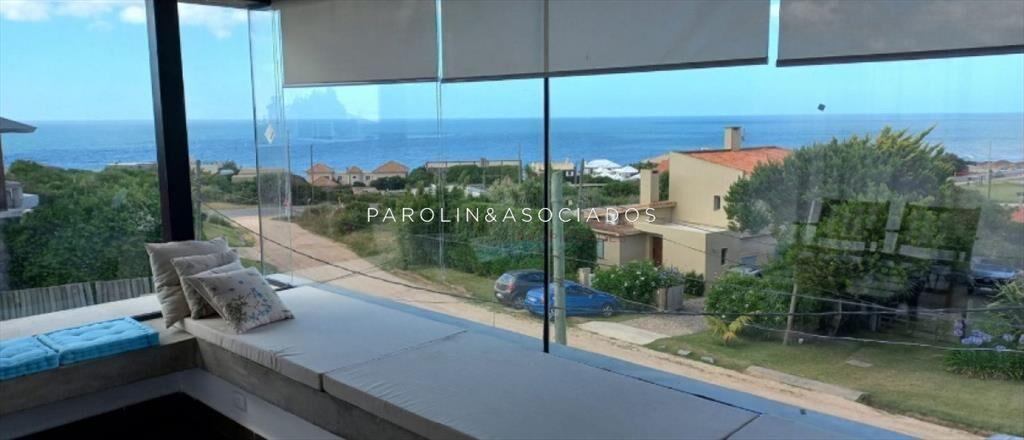 Venta de casa 3 dormitorios en el Chorro,