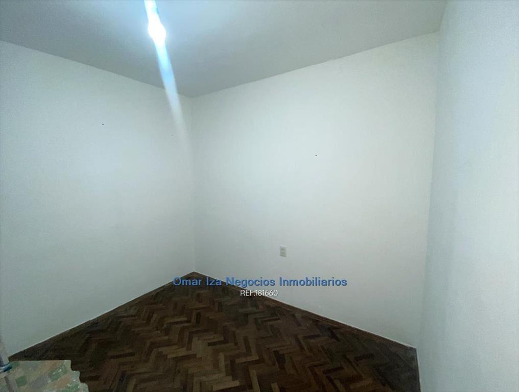 Venta casa prox Mercado Modelo 3 dormitorios con apto