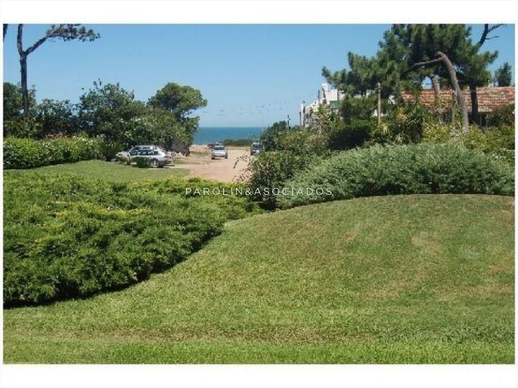 Casa en venta de 4 dormitorios en el Golf, Punta
