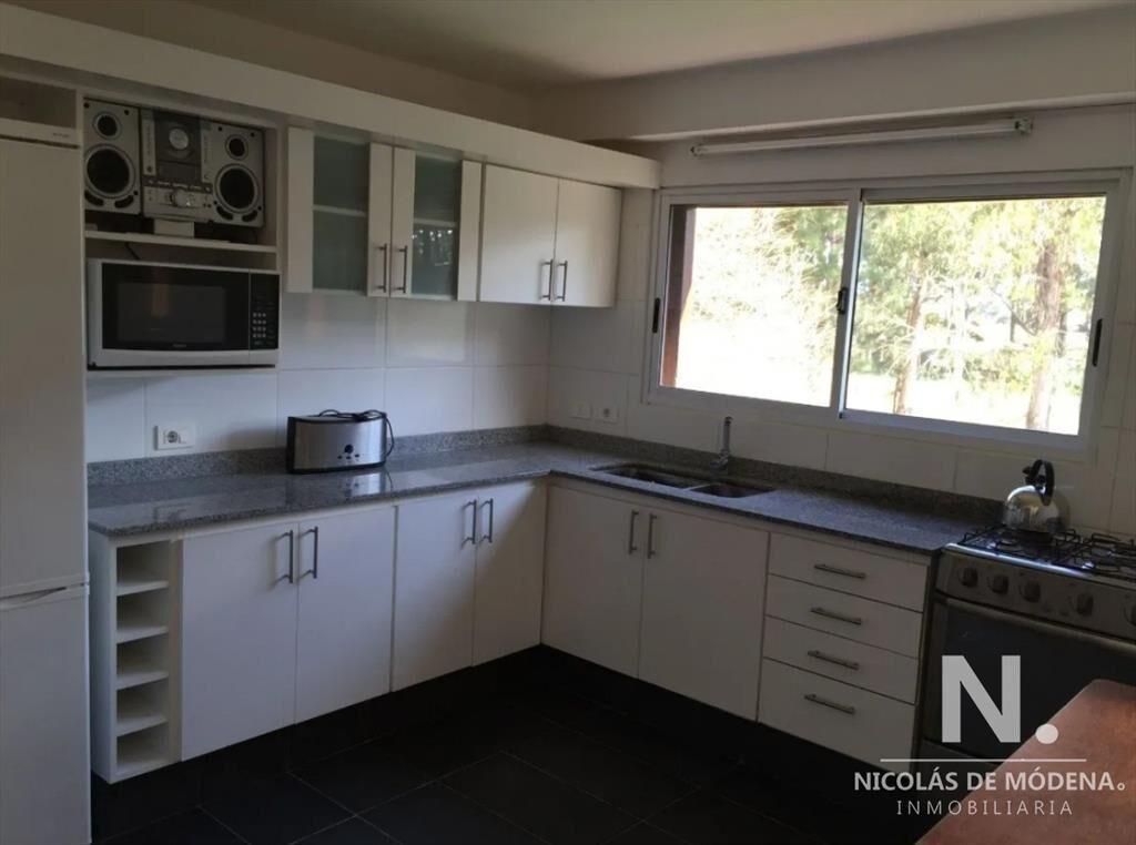 Venta casa barrio privado 5 dormitorios, Punta del Este