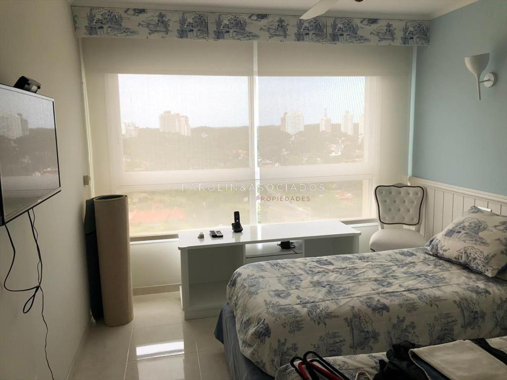 Apartamento en venta de 3 dormitorios en Le Punta
