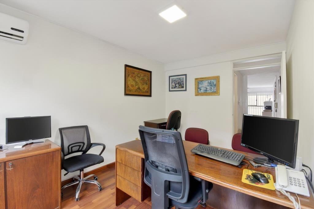 Venta de Oficina Centro con Garaje