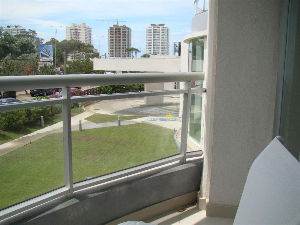Apartamento en alquiler de 2 dormitorios en Punta