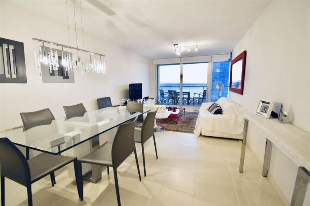 Apartamento en venta de 2 Dormitorios en Season