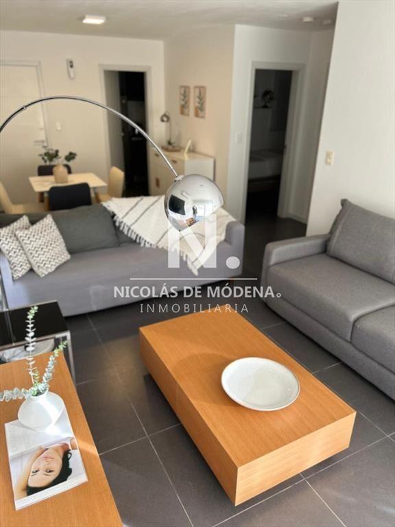 En venta apartamento de 2 dormitorios en Punta