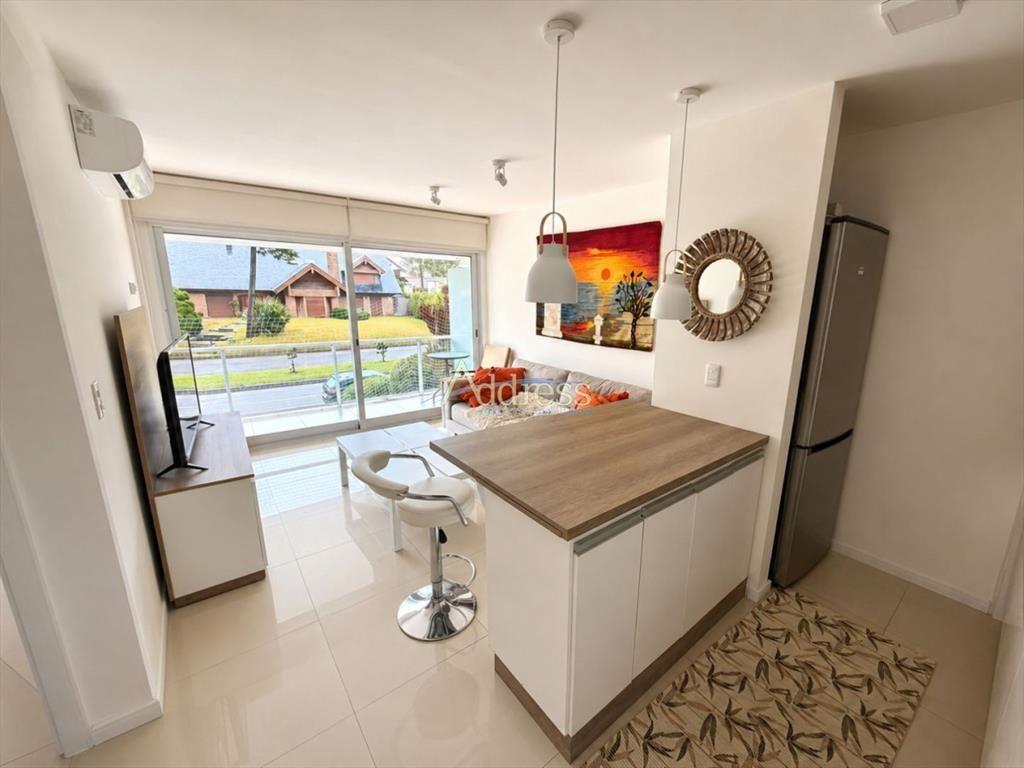 Excelente apartamento en venta en Punta del Este.
