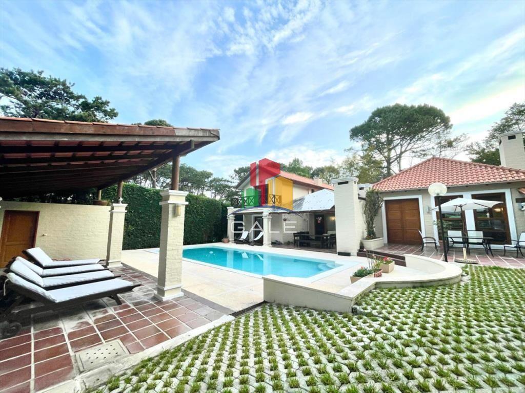 Chalet en San Rafael - Venta y Alquiler temporario
