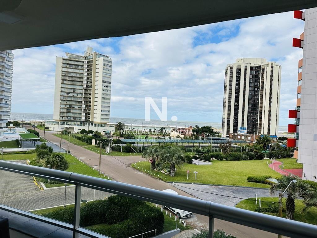 En venta Departamento en Brava Punta del Este de