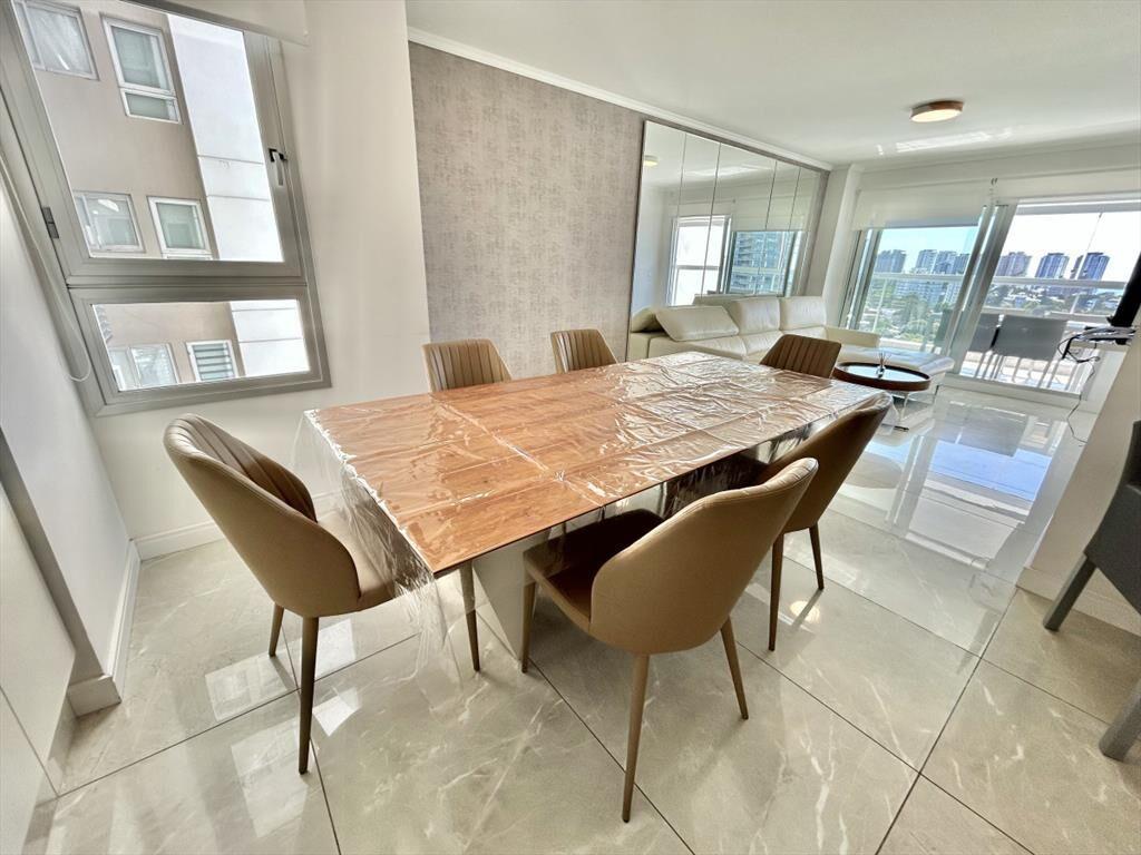 VENTA APARTAMENTO 2 DORMITORIOS EDIFICIO MIAMI II