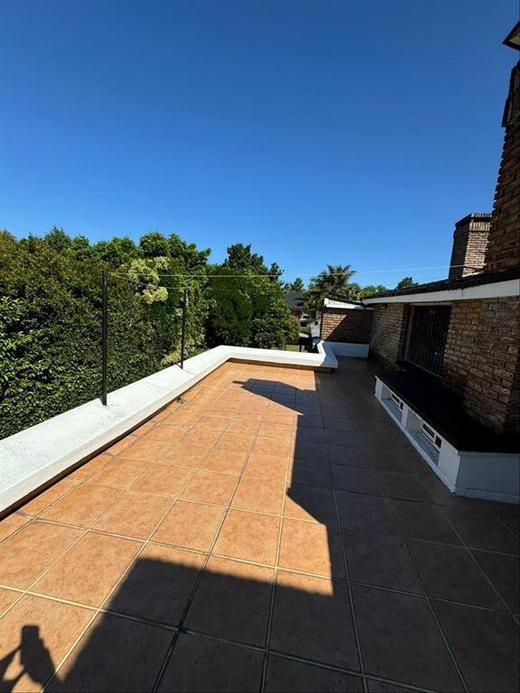 CASA PADRÓN ÚNICO CARRASCO EN EXCELENTE ESTADO