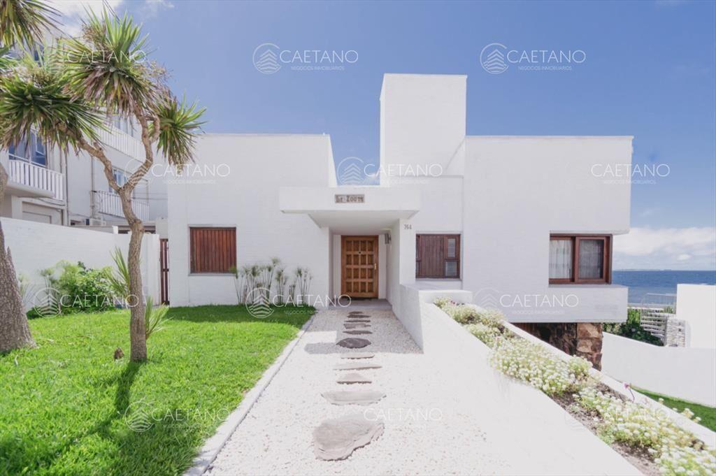 Alquiler anual de temporada casa 6 dormitorios primera lÃ­n