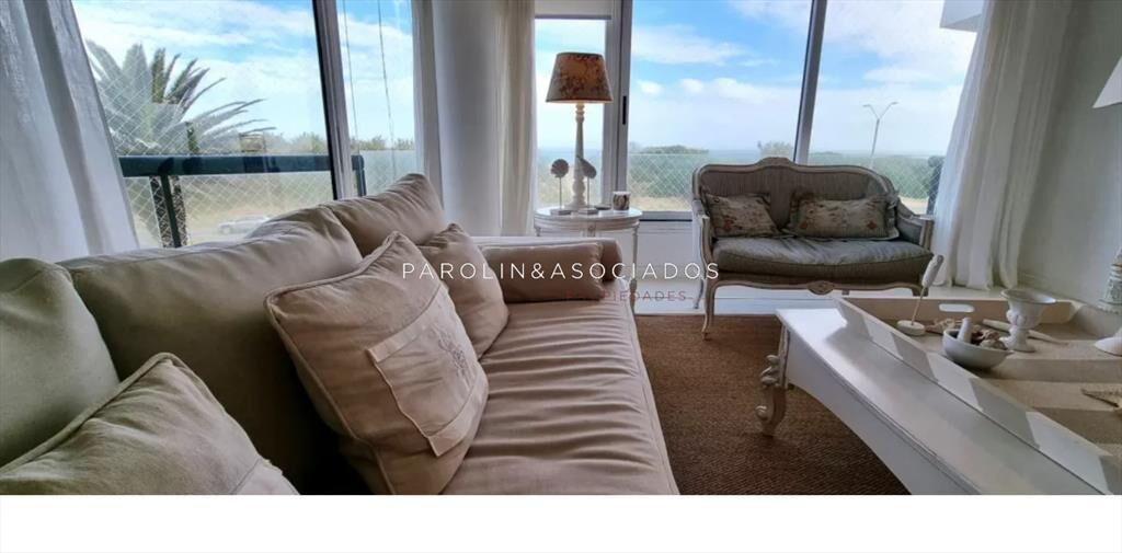 Apartamento en venta en edificio Arenas Blancas,