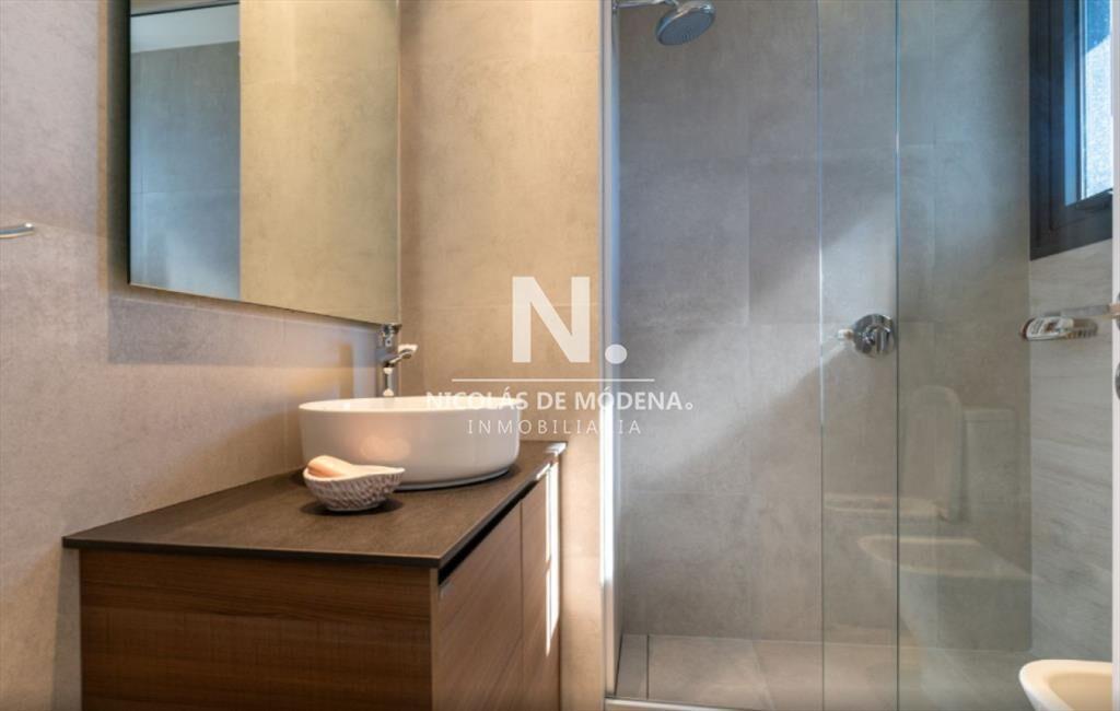 En venta apartamento de 3 dormitorios con vista