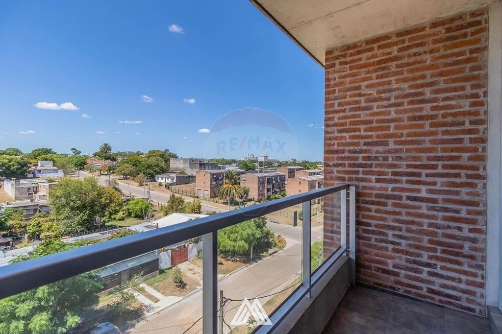 Venta apartamento dos dormitorios con renta La Paz