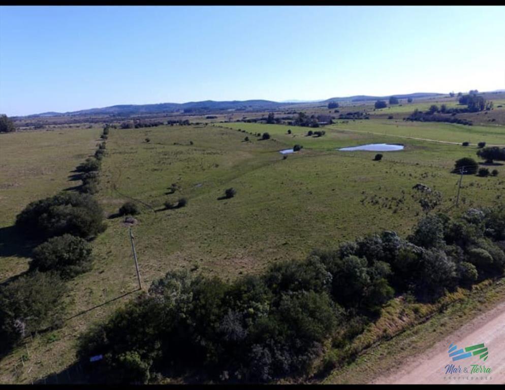 Chacra con arroyo y monte nativo a 10 minutos de