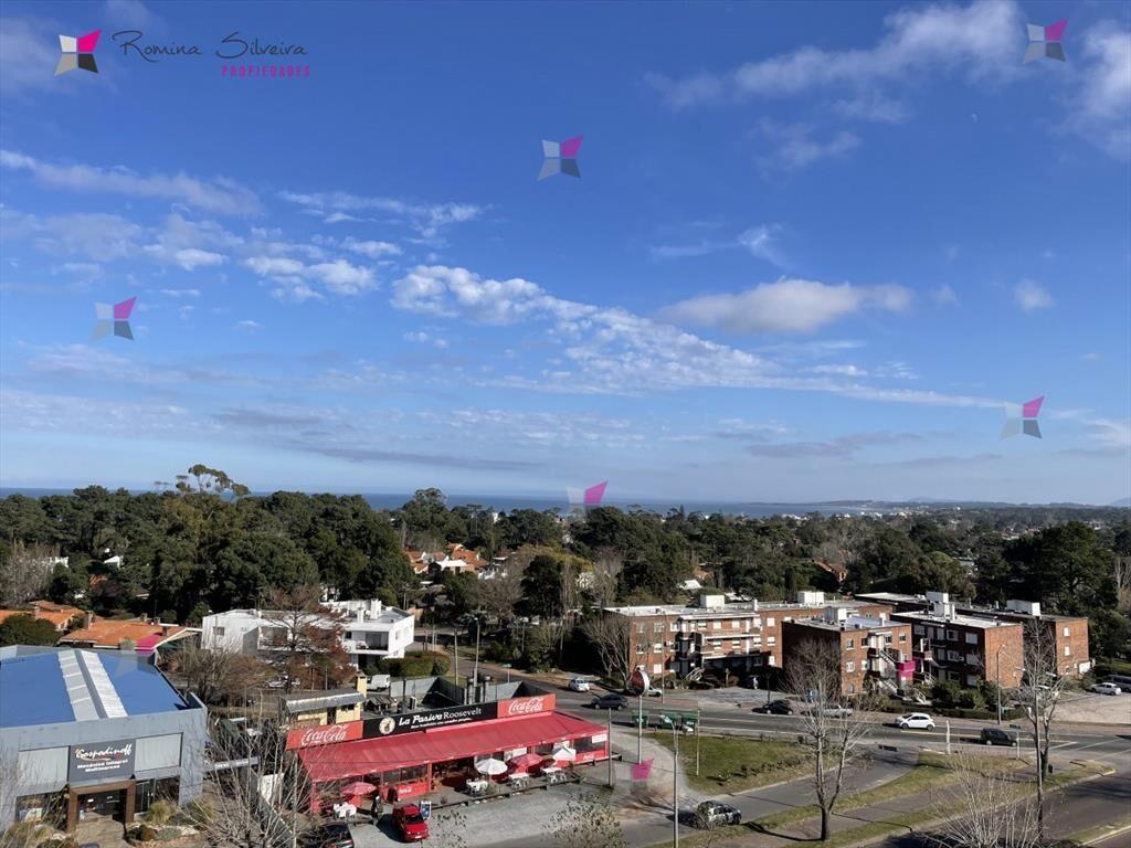 VENTA, A UNA CUADRA TERMINAL DE MALDONADO, 3 DORMITORIOS, V