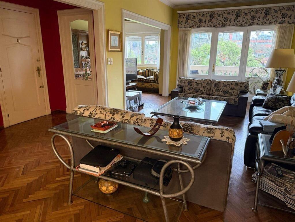 PARODI Venta Villa Biarritz 180 m2, 3 dorm. estar, escritor
