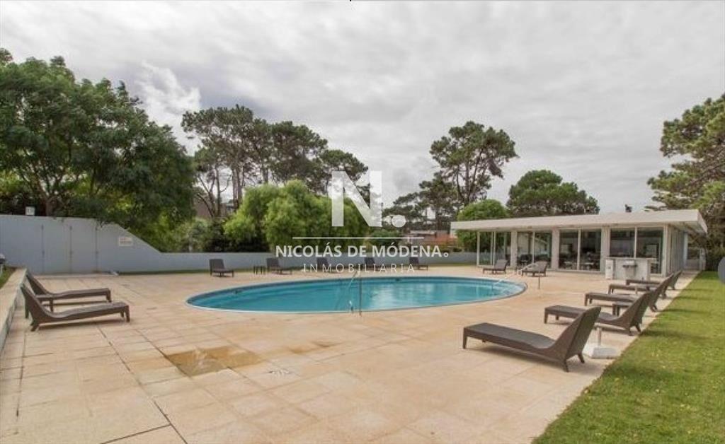 Apartameto de 2 dormitorios en Torre Tressesenta