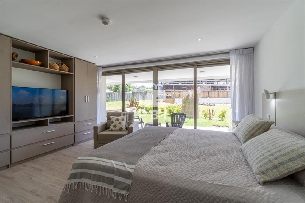 Venta, apartamento, Punta Ballena  -  Syrah - Ref