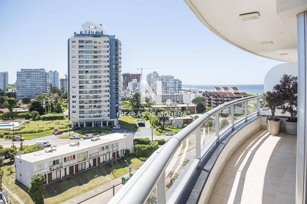 Alquila apartamento en Brava, Punta del Este de 3 dormitori