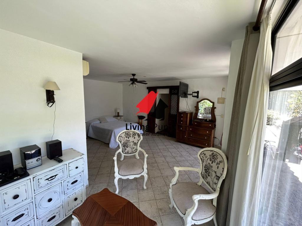 OPORTUNIDAD. VENDE CASA EN EXCELENTE ESTADO, CON PISCINA EN