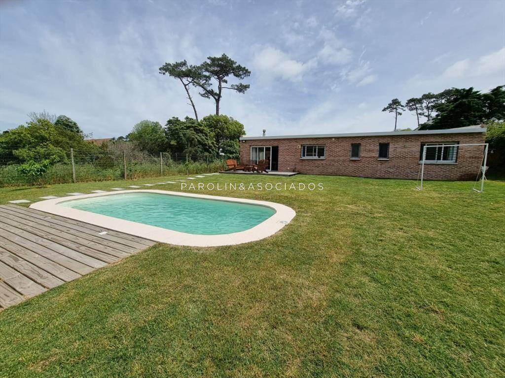 Casa en excelente estado en zona Marly - Punta del Este