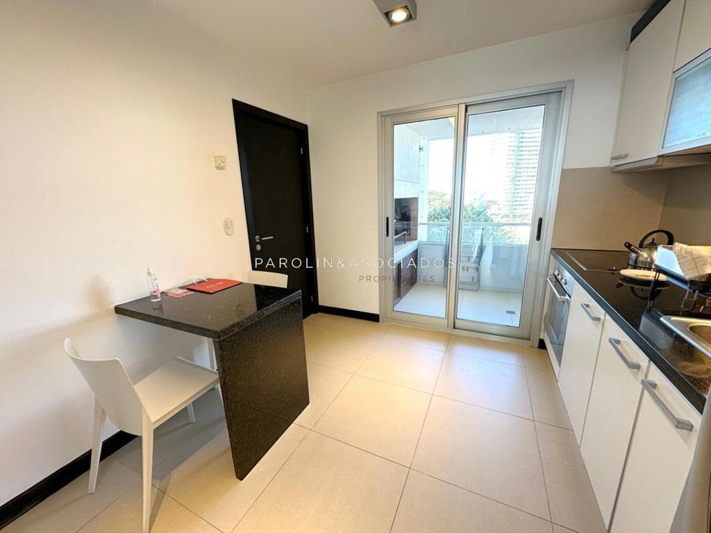 Apartamento en venta  de 3 dormitorios en suite