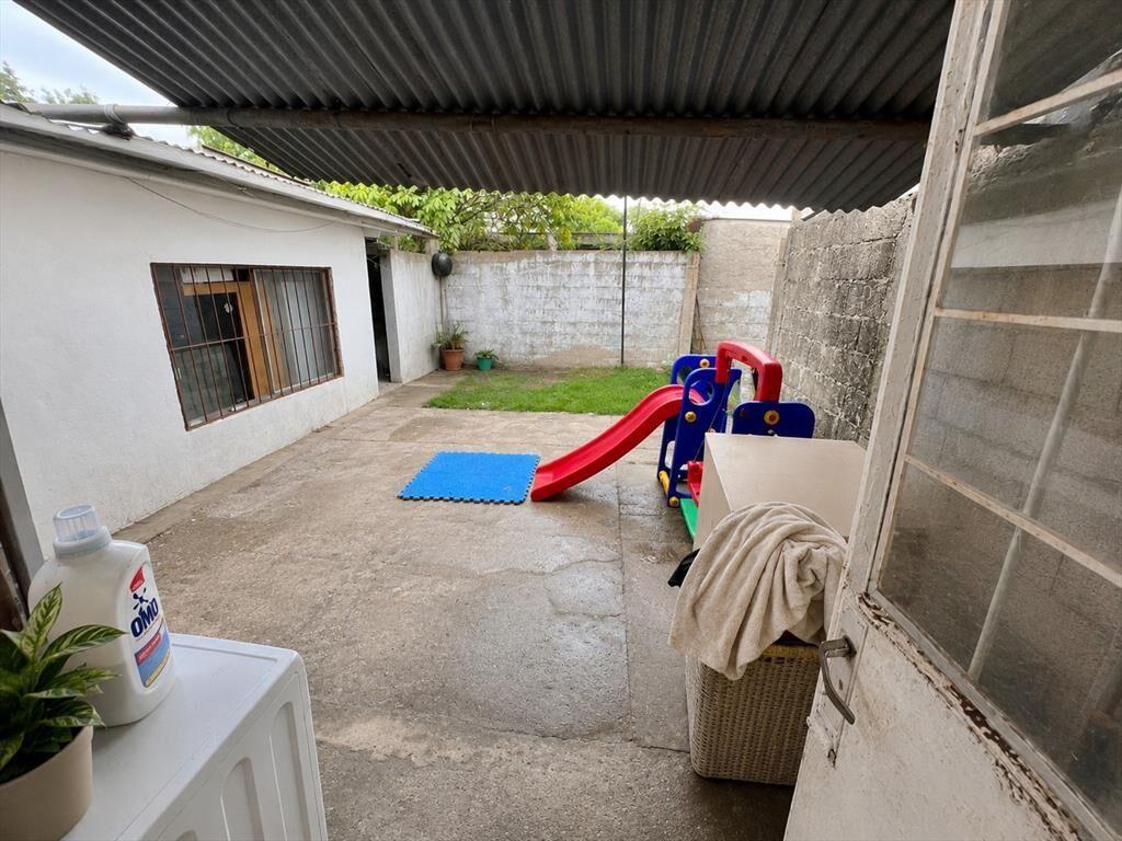 Venta de Casa en el Cerro con 2 dormitorios