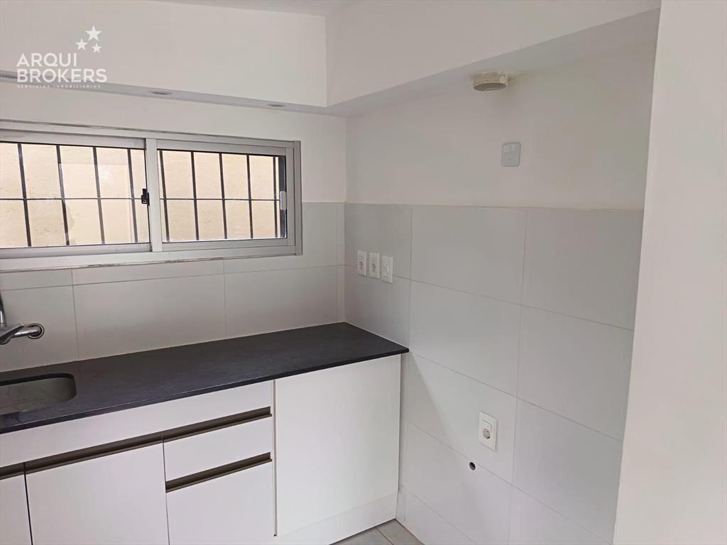 Apartamento de dos dormitorios en alquiler en Carrasco Nort