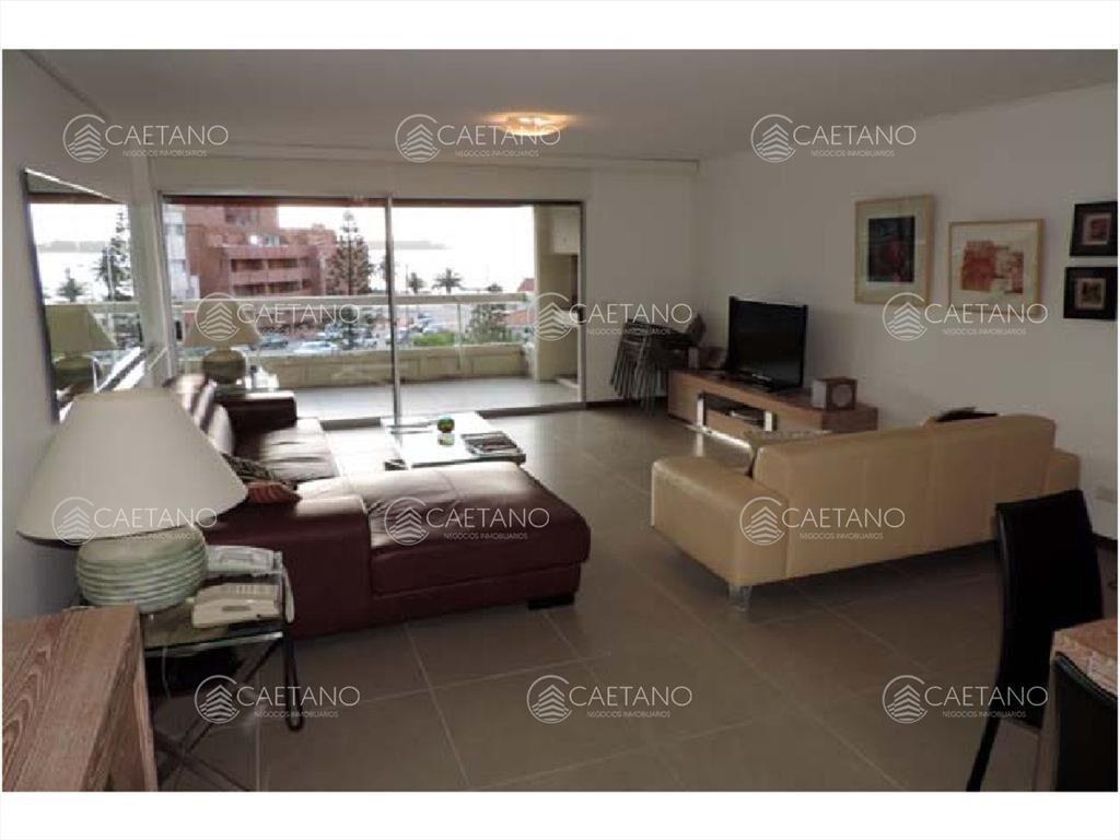 AL MAR CON PARRILLERO,TODOS LOS SERVICIOS, GARAGE