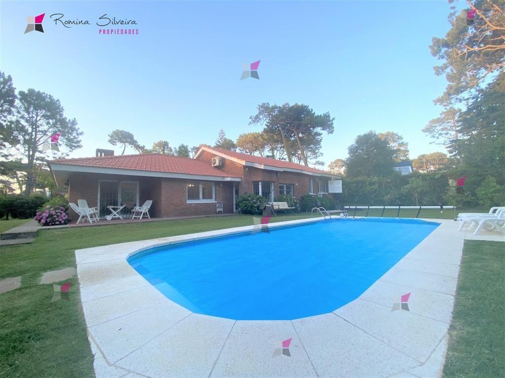 Chalet en Lugano con piscina climatizada y todas