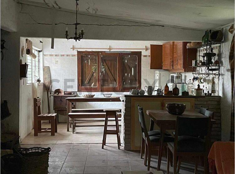 Chacra con casa y galpón en Santa Rosa de 4 hectáreas con...