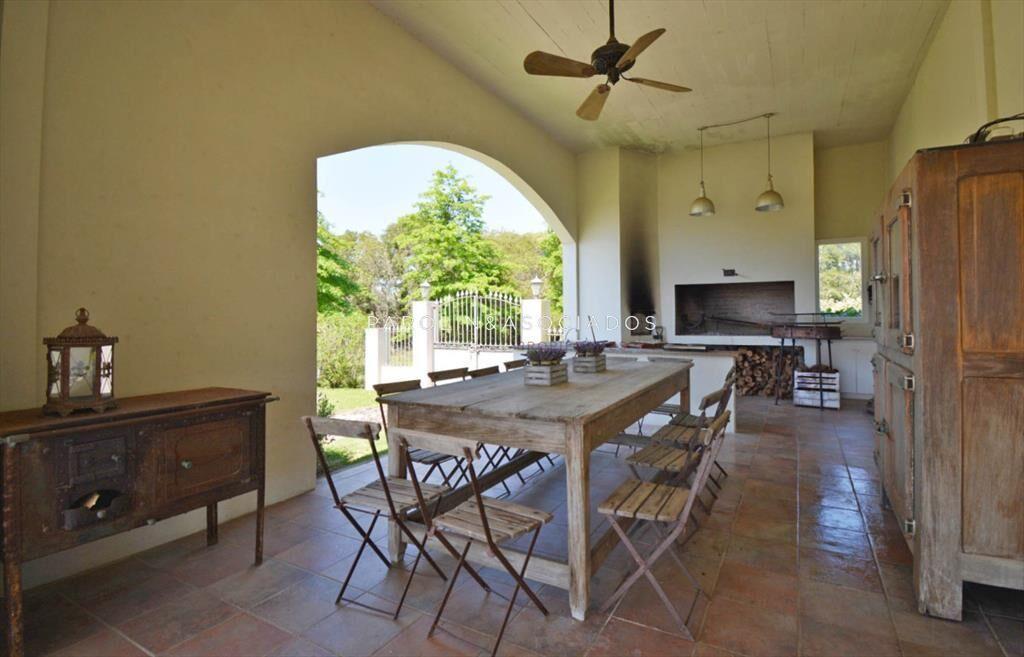 Casa en venta en El Quijote, La Barra, Punta del Este