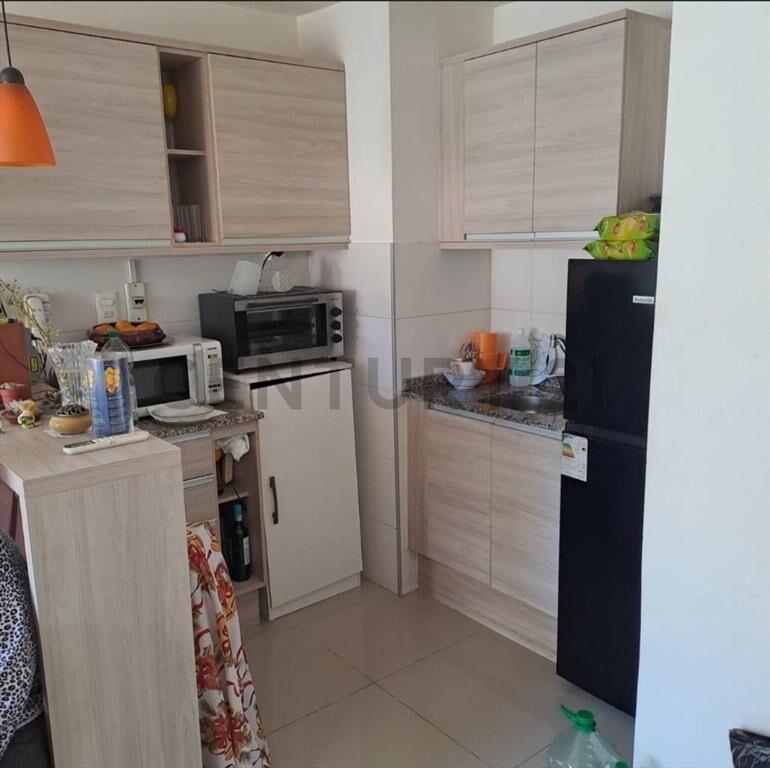 Prox Rambla, 1 D, balcon , GARAGE , CENTRO renta $27.000