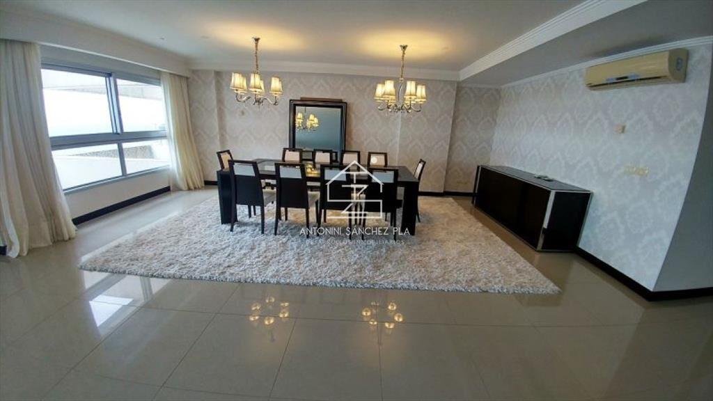 Exclusivo departamento en venta Playa Brava 4 -