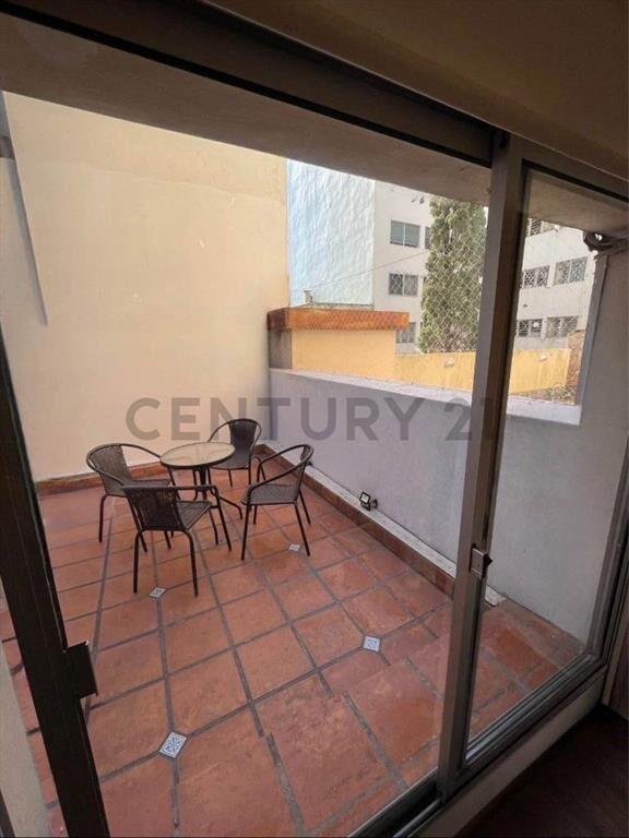 Villa Biarritz-1 Dormitorio con PATIO exclusivo, metros d...