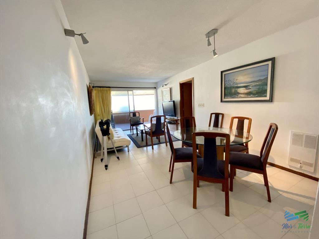En venta , piso alto , con espectacular vista al