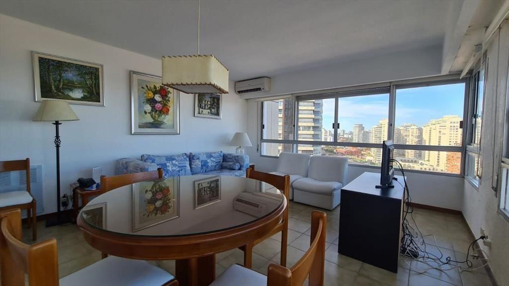 Apartamento en Peninsula, 2 dormitorios *