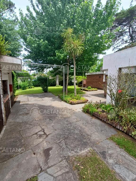Venta casa de 3 dormitorios en Cantegril, punta