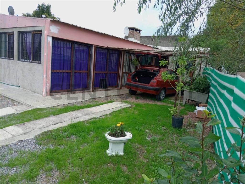 Venta/San Jose de Mayo/2 Casas/Terreno 570m2/ Refaccionad...