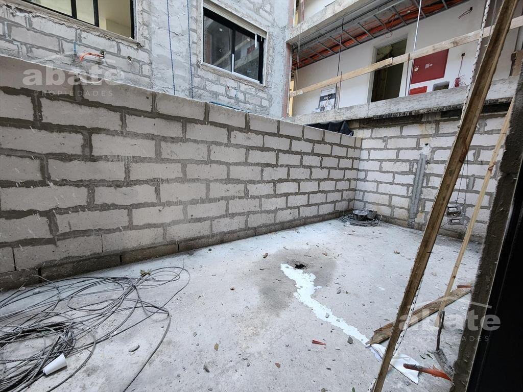 Venta apartamento dos dormitorios en Barrio Sur Patio y ter
