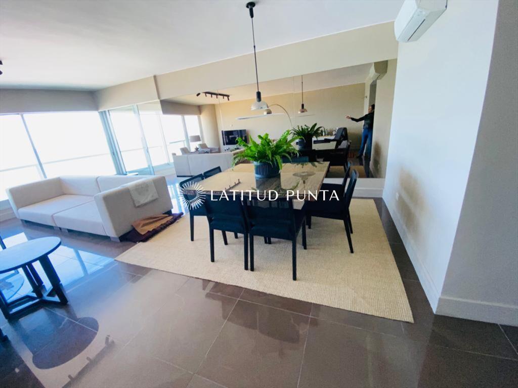 Apartamento esquinero en Le Parc, 2 dormitorios
