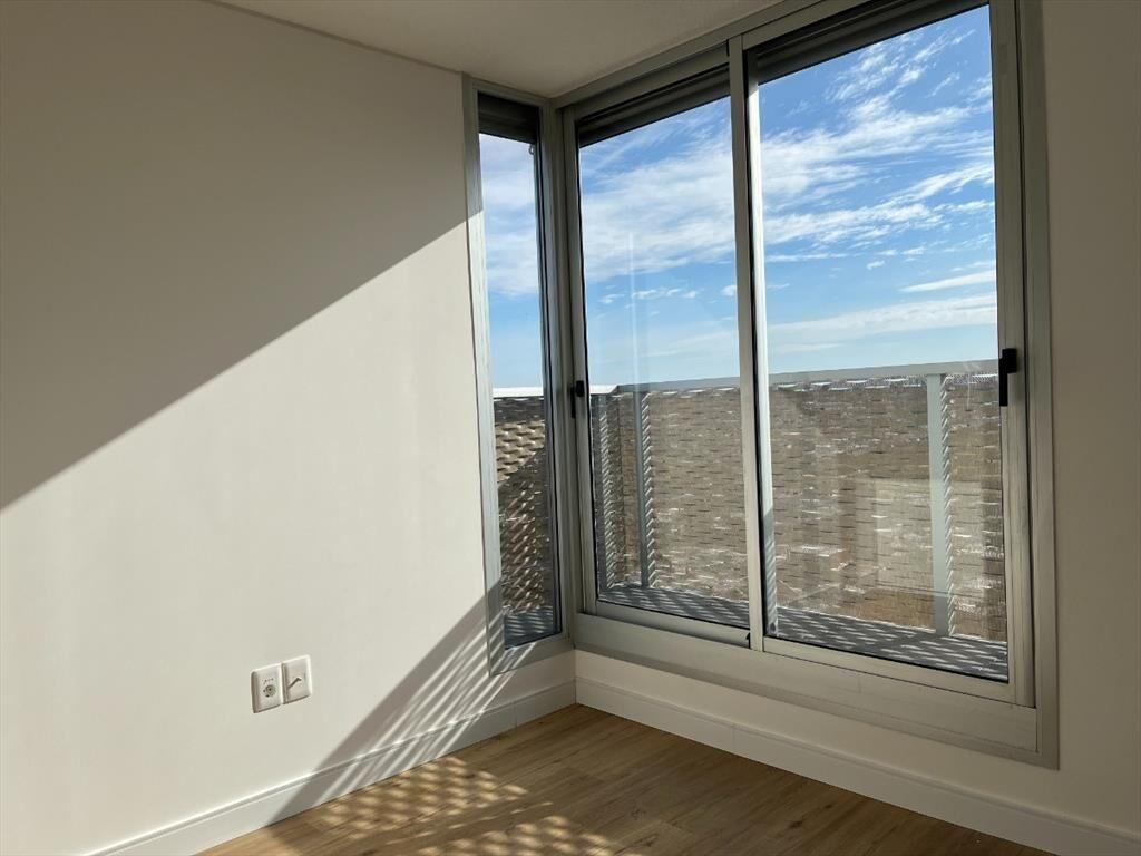 Apartamento en venta en Malvin de dos Dormitorios CON RENTA