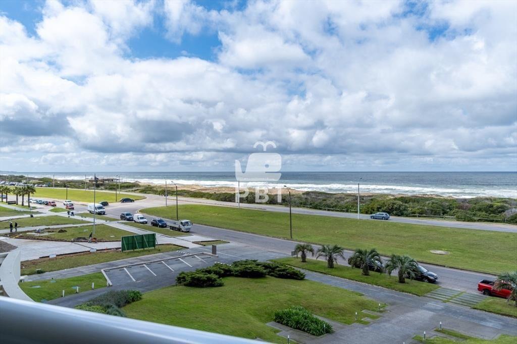 Espectacular apartamento en venta 3 suites y  - -