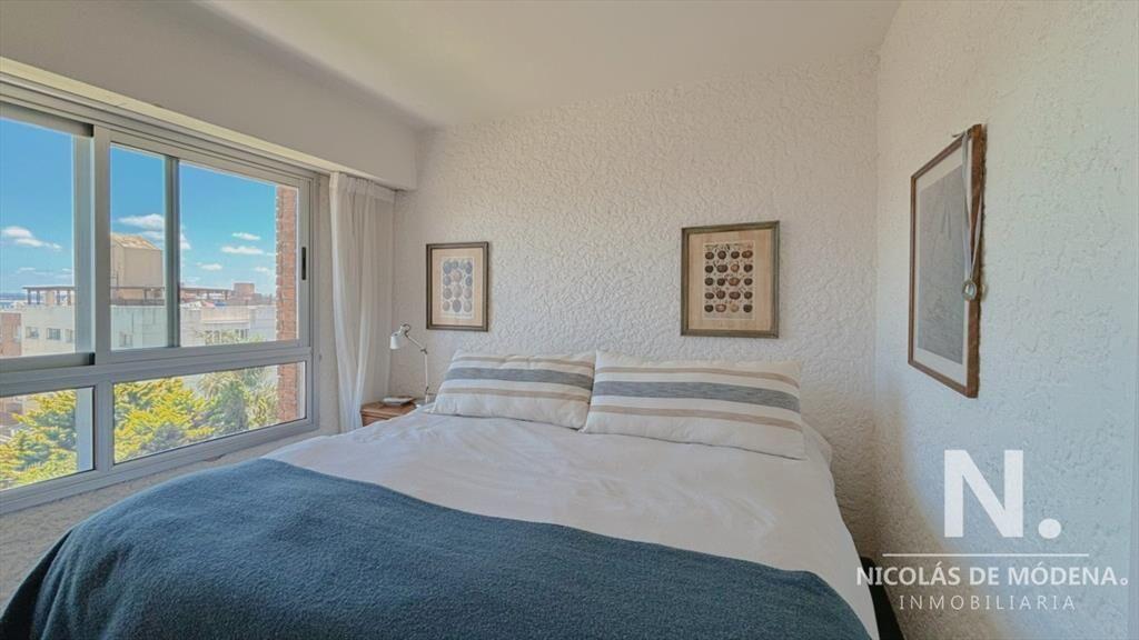 Departamento en venta esquinero con vista al mar