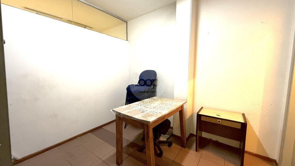 VENTA OFICINA EN CIUDAD VIEJA!!