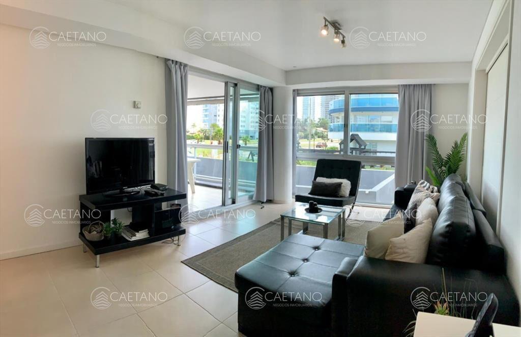 Alquiler apartamento 3 dormitorios - Playa mansa, Punta del