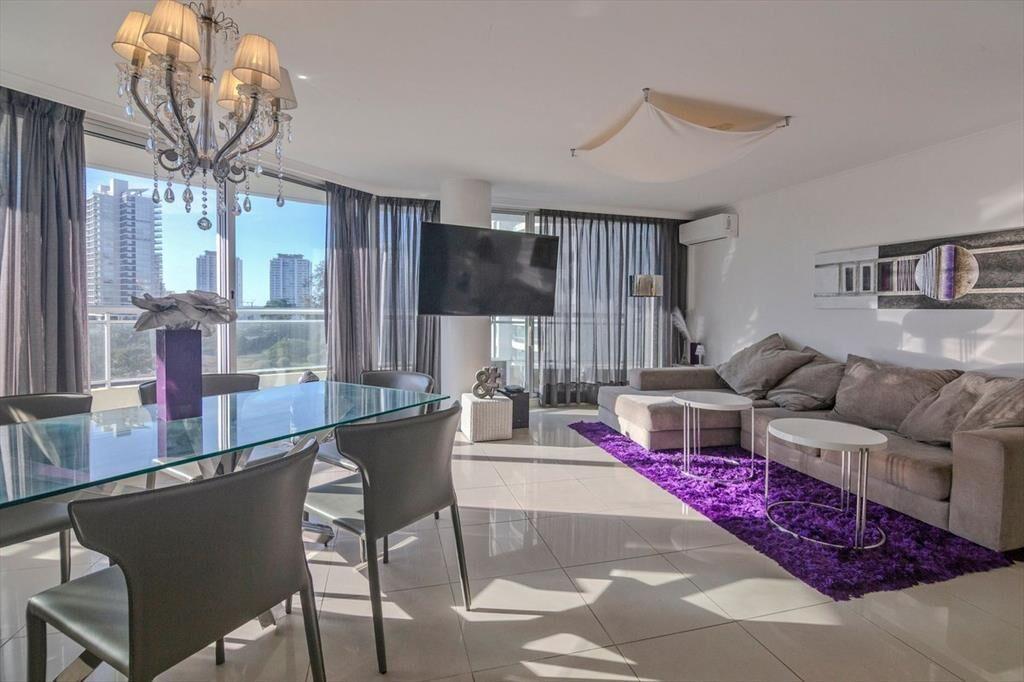 Venta apartamento 3 dormitorios zona Brava