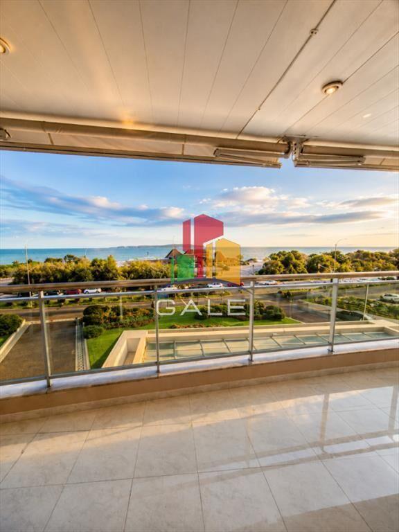 Departamento de 3 dormitorios en venta en Coral
